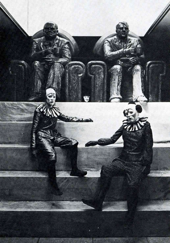 "Random Dialogue" on the "Monument"